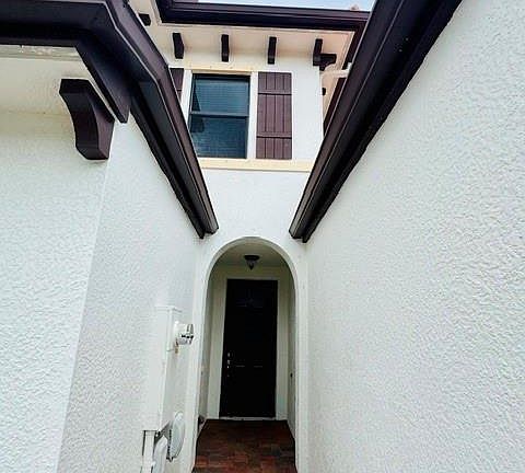 2nd image of 7792 Bristol Cir