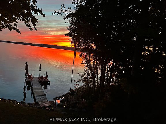 2nd image of 535 Marble Point Rd