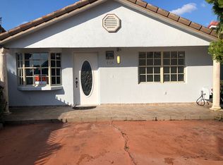 8925 NW 117th St, Hialeah Gardens, FL 33018