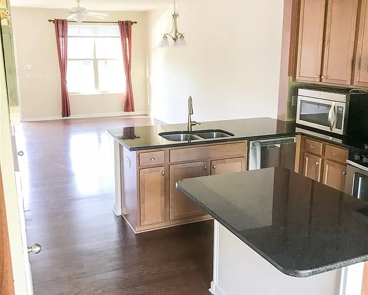 93 Intuition Cir — Photo 2