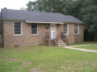 103 5th St, Chickasaw, AL 36611