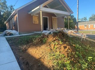 589 W Gilleas Rd, Memphis, TN 38109