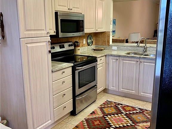 3rd image of 517 Robin Hood Cir 102 #102