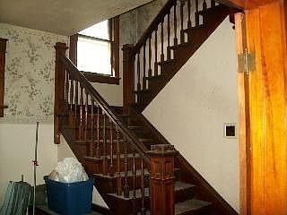 4th image of 8 S 11th St