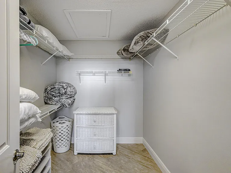 406 Mainsail Cir — Photo 45