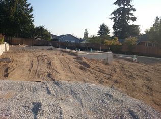 914 N 90th St, Seattle, WA 98103