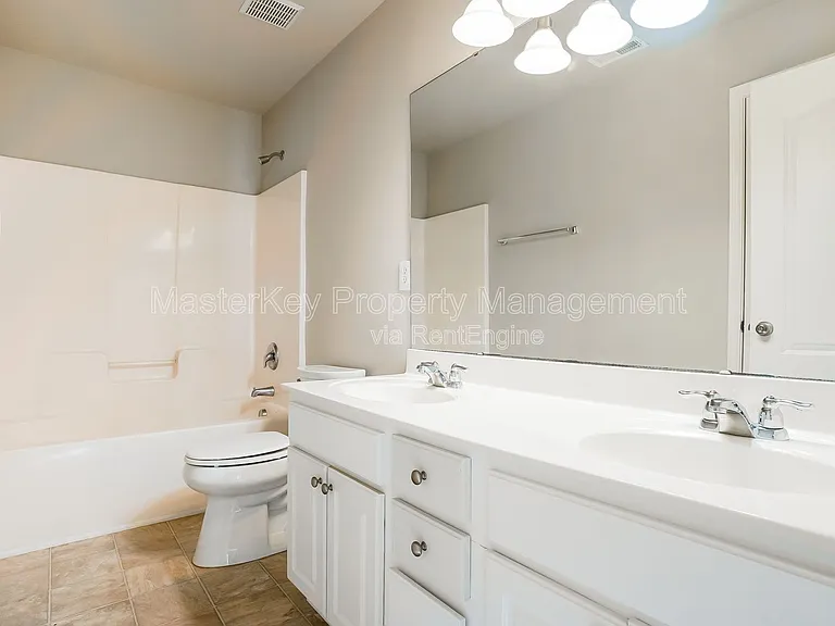 12319 Honeychurch St — Photo 24