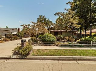 1575 Sunnyside Ave, Clovis, CA 93611
