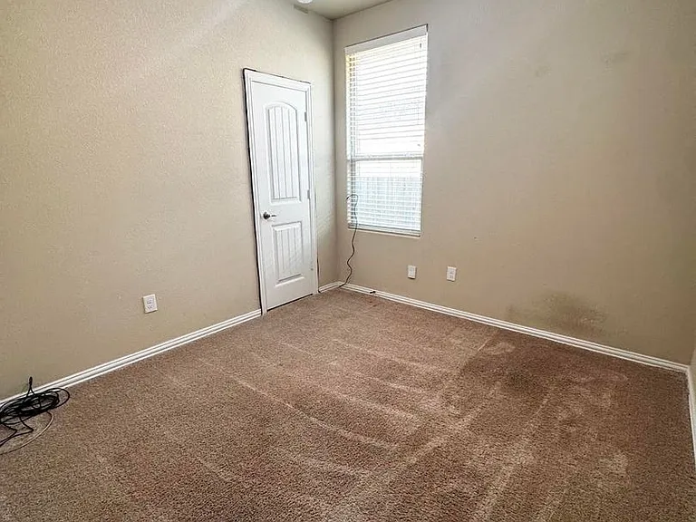 6608 Vanguard Rd — Photo 8