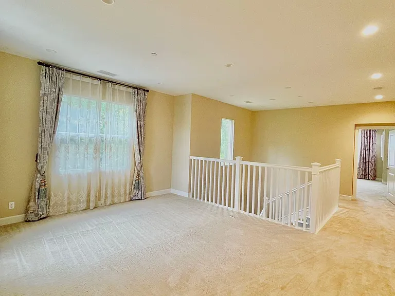 106 Espina — Photo 32