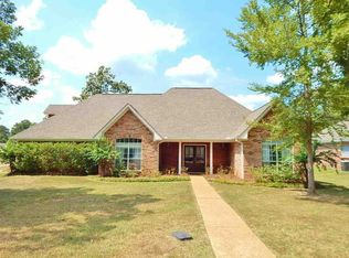 317 Afton Dr, Brandon, MS 39042