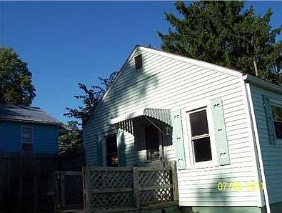 2nd image of 635 Pine St