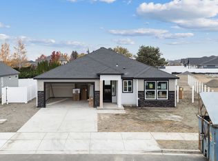 714 N Thrush Ct, Moses Lake, WA
