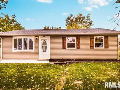402 E Almond Dr, Washington, IL, 61571