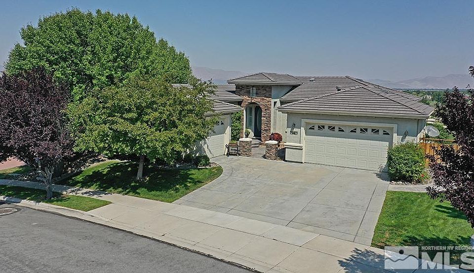 1st image of 2940 Oxley Dr