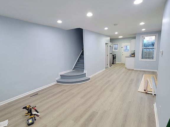 4th image of 2043 S Aikens St