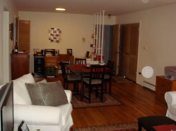 1116-22 Greenleaf Ave #2-G, Wilmette, IL 60091