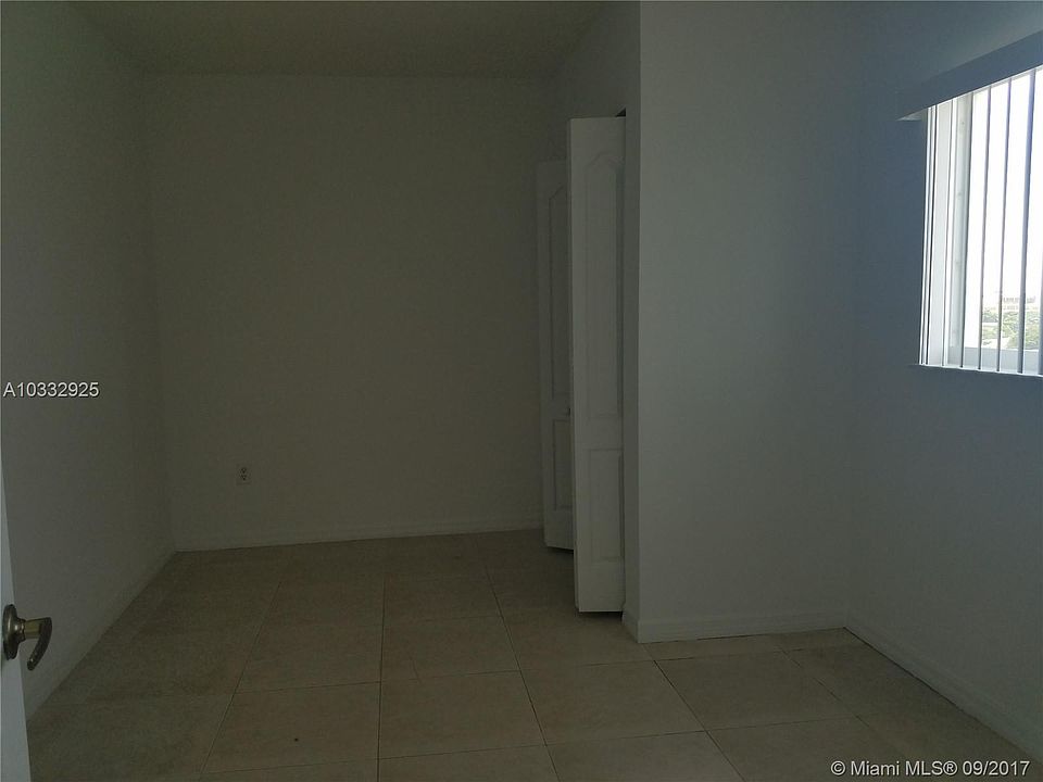 2nd image of 406 NW 22nd Ave APT 601