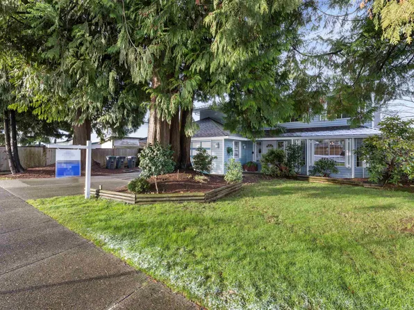 11077 154th St, Surrey, BC V3R 6V7