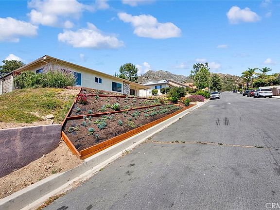 3rd image of 7217 Lonzo St