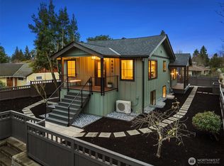 9003 30th Ave SW, Seattle, WA 98126