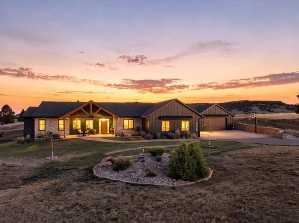 2328 Eastwood Ct, Spearfish, SD 57783