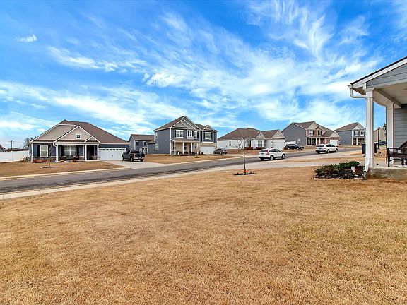 5th image of 1049 Altavista Ln