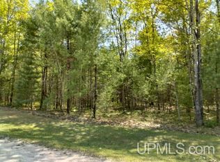 10451 Breezy R22 Ln, Rapid River, MI 49878