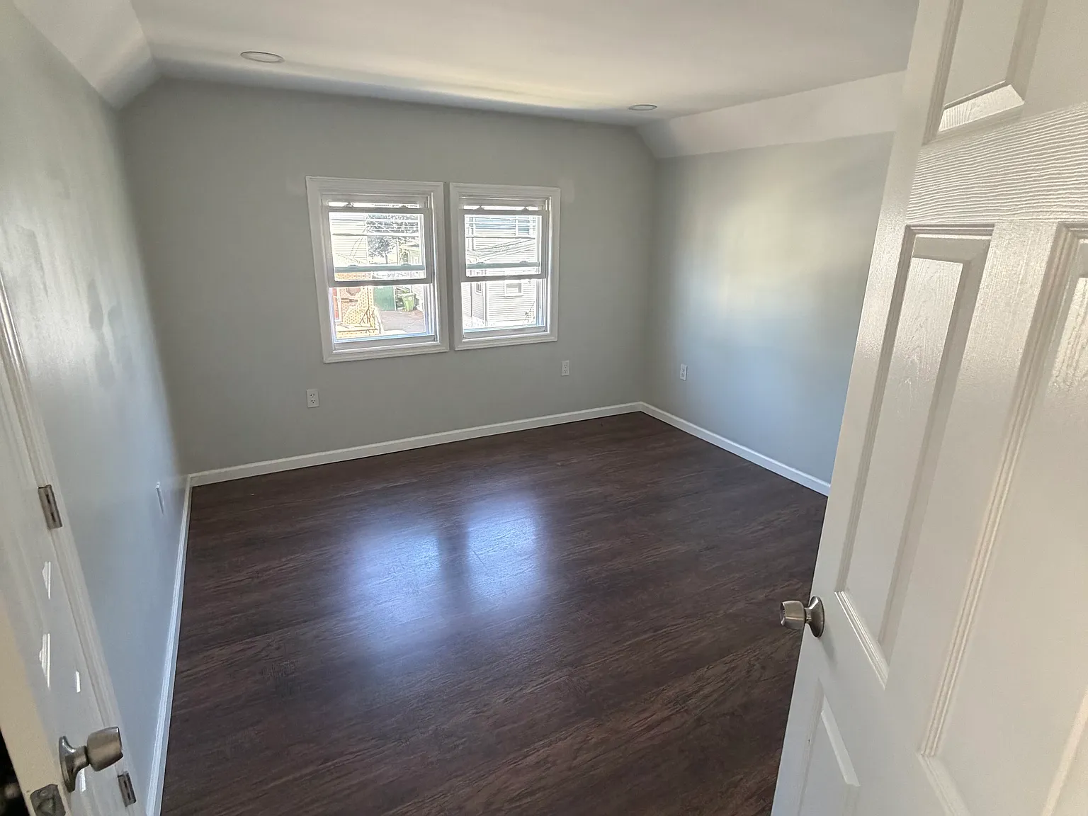 3 bed, $2,500 — Photo 4