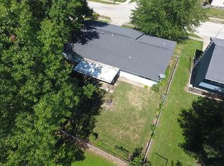 4611 E Willowbrook Ln, Decatur, IL 62521