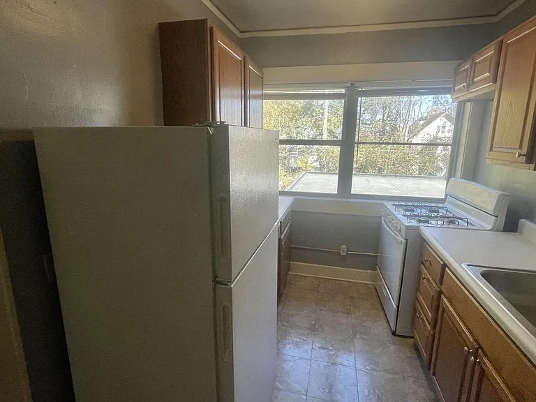 2813 Cottage Grove Ave — Photo 8