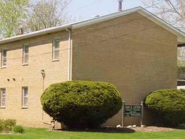 205 S Lynn St, Champaign, IL 61820