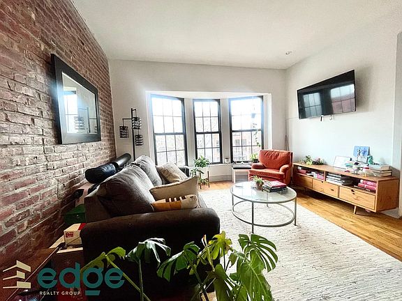 3rd image of 101 Quincy St #4L
