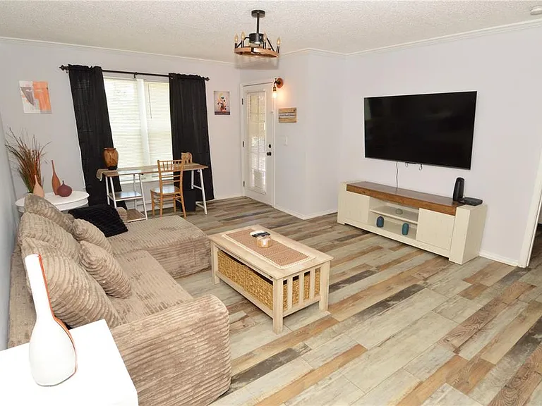 10200 Gandy Blvd N #1313 — Photo 22
