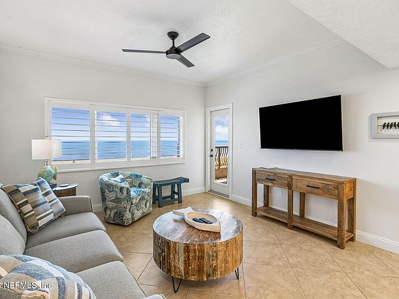 5th image of 223 SANDCASTLES Court