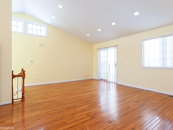 2nd image of 509 Greenwood Dr