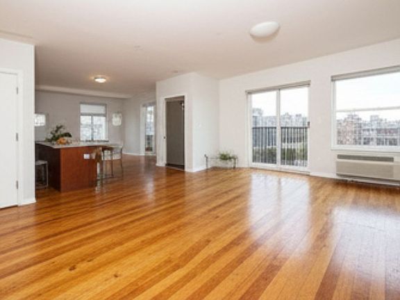 3rd image of 728A Rogers Ave Unit 7