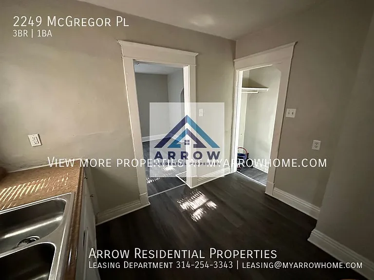 2249 McGregor Pl — Photo 10