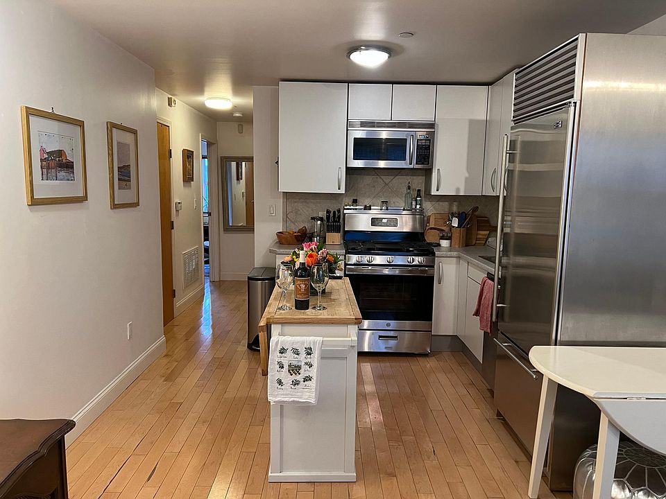 1st image of 544 Lombard St #546