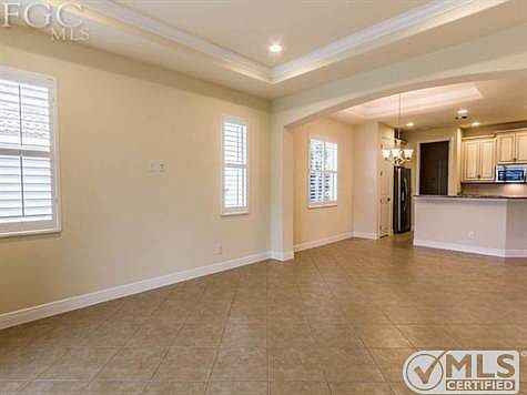 Living Room/Dining Area