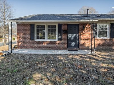 713 Sharpe Rd, Burlington, NC, 27217