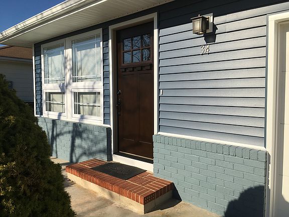 3rd image of 34 Eldorado St