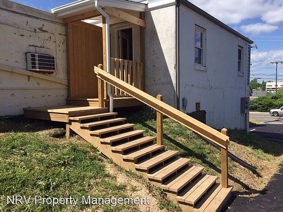 2nd image of 7 Phlegar St #B