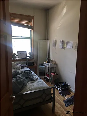 Rented by Batra Group Inc | media 19