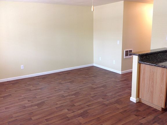 5th image of 202 Willie James Jones Ave #26
