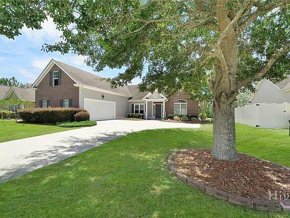 2nd image of 88 Gateway Drive