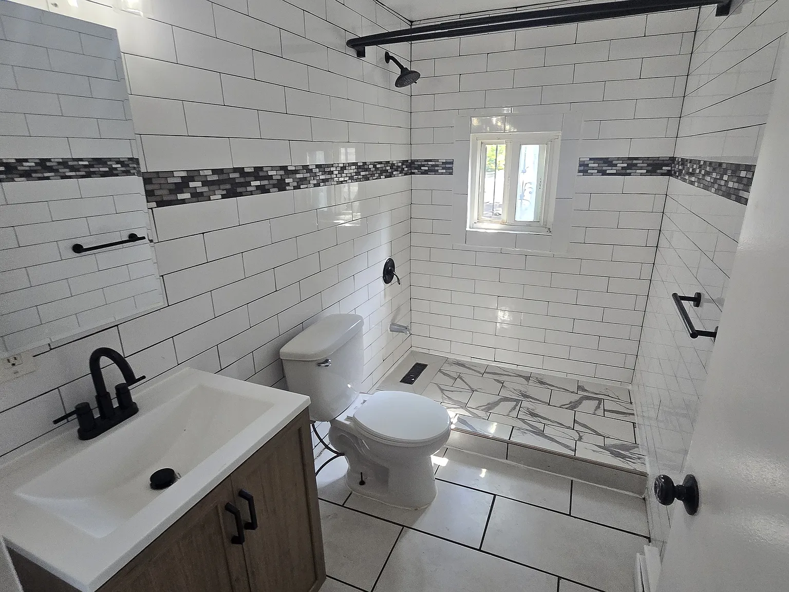 2 bed, $1,500 — Photo 4