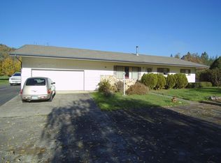 3304 N Myrtle Rd, Myrtle Creek, OR 97457