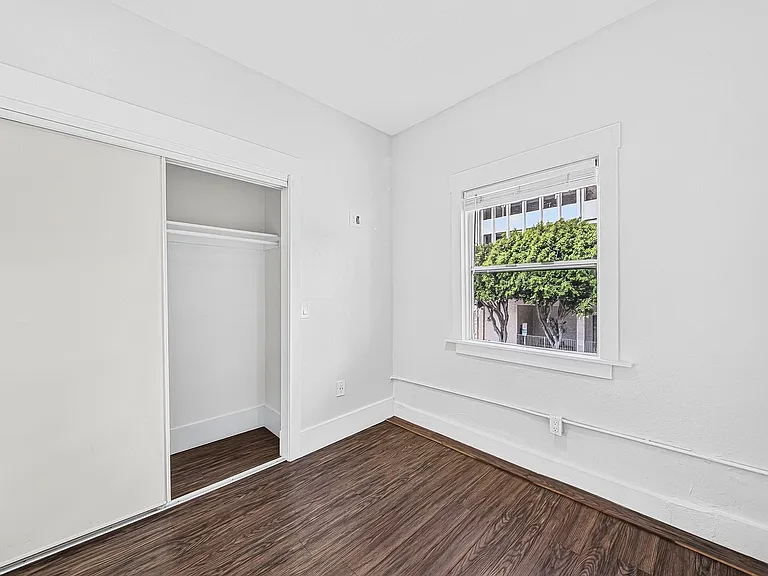 138 Elm Avenue — Photo 17