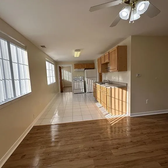 420 North St — Photo 2